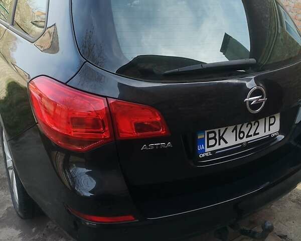 Черный Опель Астра, объемом двигателя 1.36 л и пробегом 229 тыс. км за 6500 $, фото 23 на Automoto.ua
