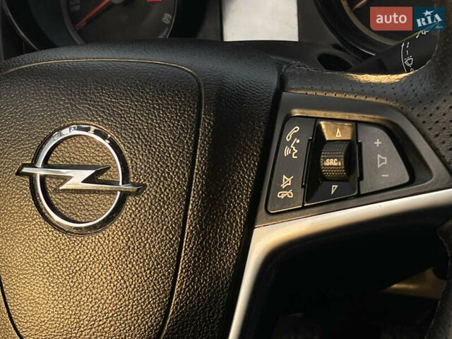 Чорний Опель Астра, об'ємом двигуна 2 л та пробігом 257 тис. км за 7350 $, фото 80 на Automoto.ua