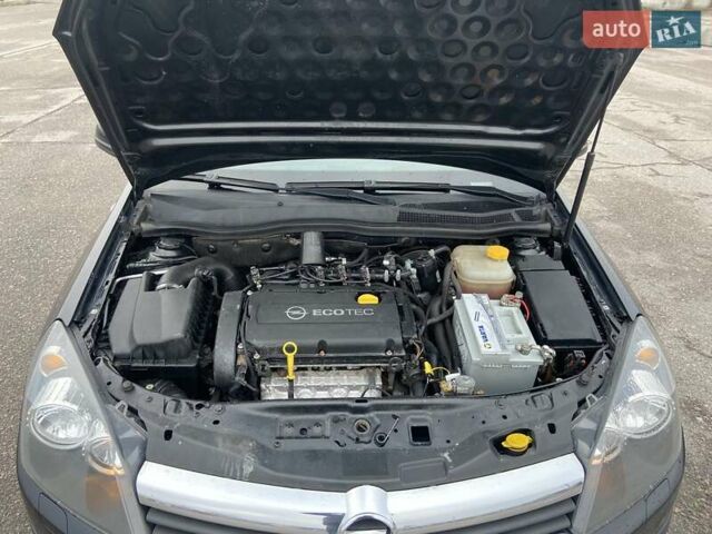 Чорний Опель Астра, об'ємом двигуна 1.6 л та пробігом 331 тис. км за 6450 $, фото 20 на Automoto.ua