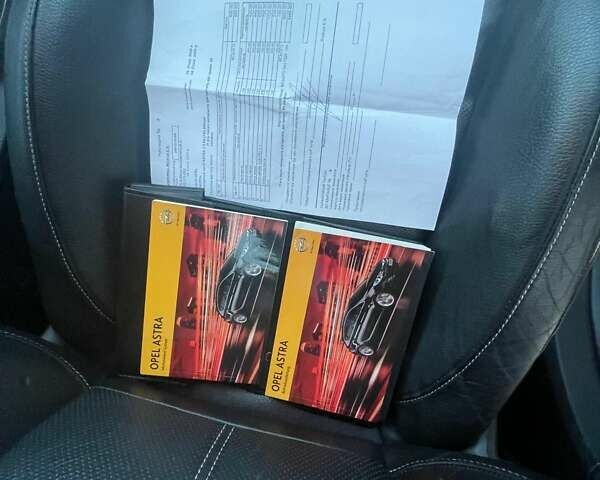 Черный Опель Астра, объемом двигателя 1.96 л и пробегом 210 тыс. км за 7800 $, фото 30 на Automoto.ua