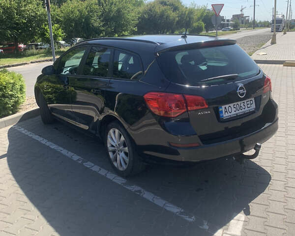 Черный Опель Астра, объемом двигателя 1.7 л и пробегом 230 тыс. км за 6500 $, фото 3 на Automoto.ua