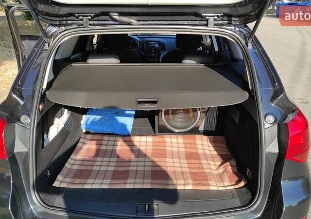 Опель Астра 2012 у Одесі на Automoto.ua Чорний Опель Астра, об'ємом двигуна 1.7 л та пробігом 247 тис. км за 7000 $, фото 10 на Automoto.ua