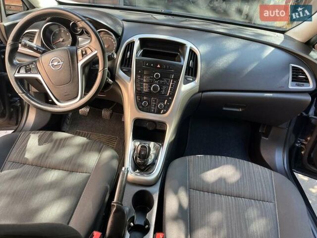 Чорний Опель Астра, об'ємом двигуна 1.69 л та пробігом 220 тис. км за 7300 $, фото 17 на Automoto.ua