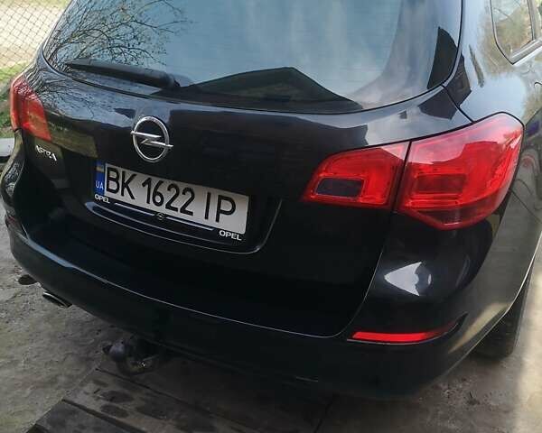 Черный Опель Астра, объемом двигателя 1.36 л и пробегом 229 тыс. км за 6500 $, фото 22 на Automoto.ua