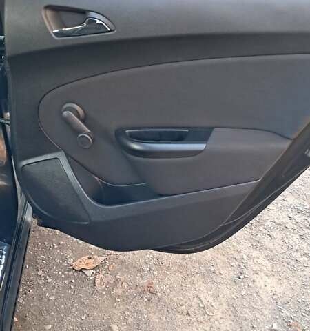 Черный Опель Астра, объемом двигателя 1.7 л и пробегом 267 тыс. км за 7199 $, фото 22 на Automoto.ua