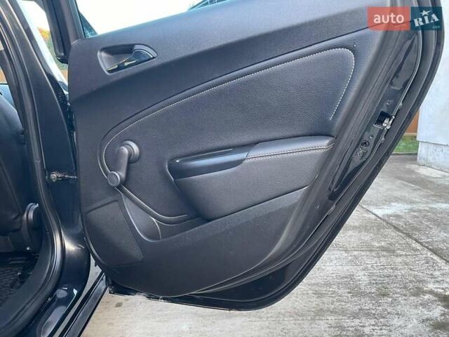 Черный Опель Астра, объемом двигателя 1.96 л и пробегом 210 тыс. км за 7800 $, фото 11 на Automoto.ua