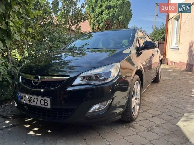 Чорний Опель Астра, об'ємом двигуна 1.69 л та пробігом 220 тис. км за 7300 $, фото 2 на Automoto.ua