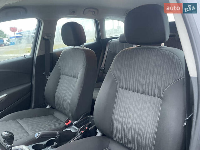 Черный Опель Астра, объемом двигателя 1.4 л и пробегом 210 тыс. км за 5900 $, фото 14 на Automoto.ua