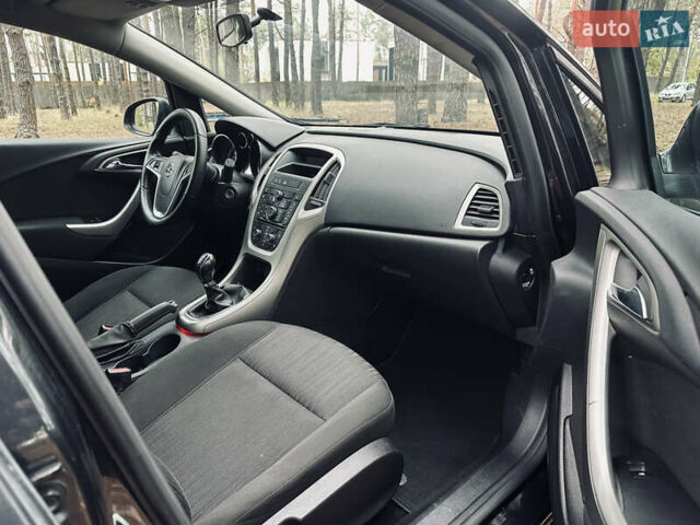 Чорний Опель Астра, об'ємом двигуна 1.7 л та пробігом 268 тис. км за 6950 $, фото 24 на Automoto.ua