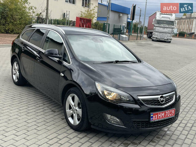 Черный Опель Астра, объемом двигателя 1.6 л и пробегом 125 тыс. км за 7450 $, фото 7 на Automoto.ua