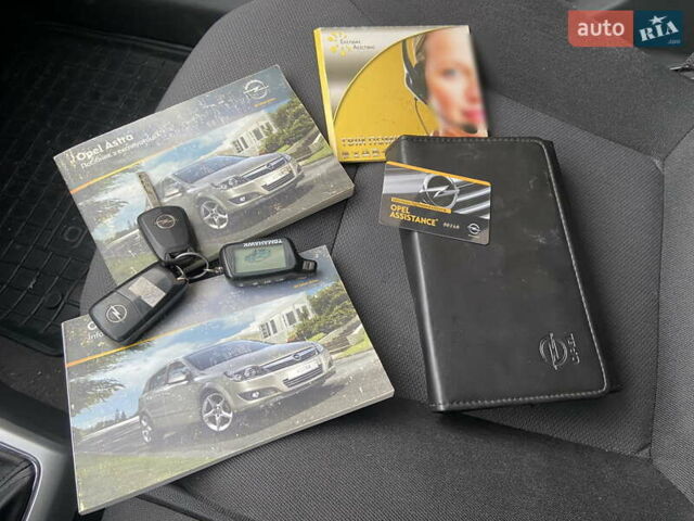 Чорний Опель Астра, об'ємом двигуна 1.6 л та пробігом 331 тис. км за 6450 $, фото 23 на Automoto.ua