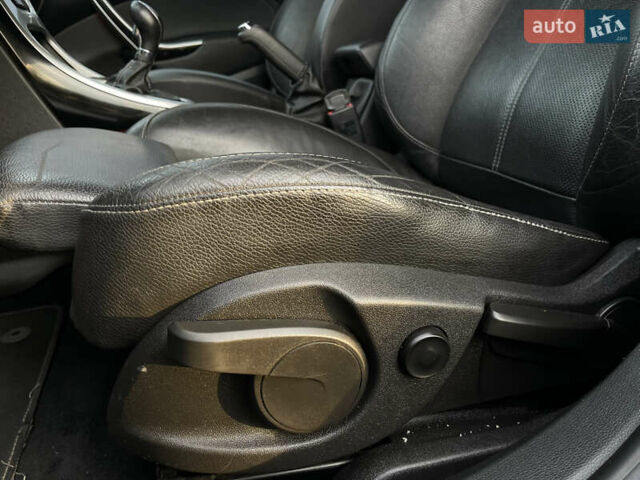 Чорний Опель Астра, об'ємом двигуна 2 л та пробігом 257 тис. км за 7350 $, фото 51 на Automoto.ua