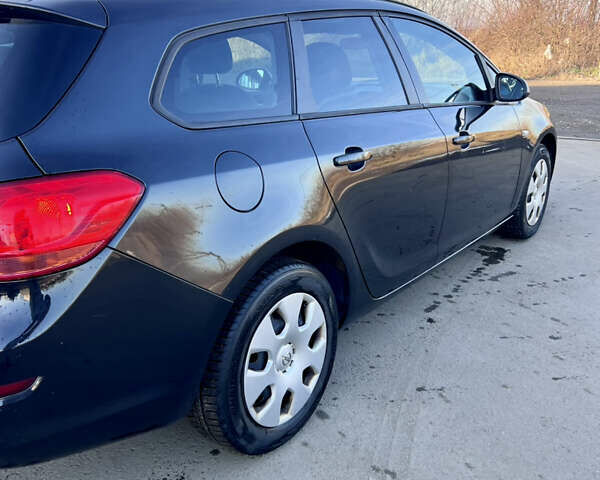 Черный Опель Астра, объемом двигателя 0 л и пробегом 229 тыс. км за 6200 $, фото 7 на Automoto.ua