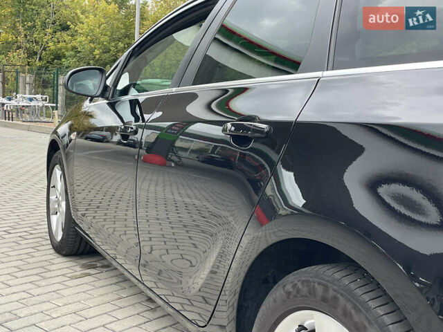 Черный Опель Астра, объемом двигателя 1.6 л и пробегом 125 тыс. км за 7450 $, фото 13 на Automoto.ua