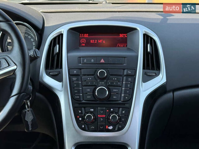 Черный Опель Астра, объемом двигателя 1.7 л и пробегом 221 тыс. км за 6999 $, фото 38 на Automoto.ua