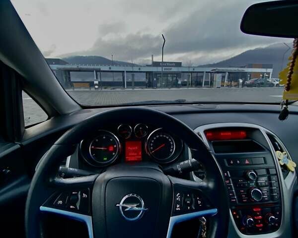 Черный Опель Астра, объемом двигателя 1.3 л и пробегом 205 тыс. км за 6800 $, фото 16 на Automoto.ua