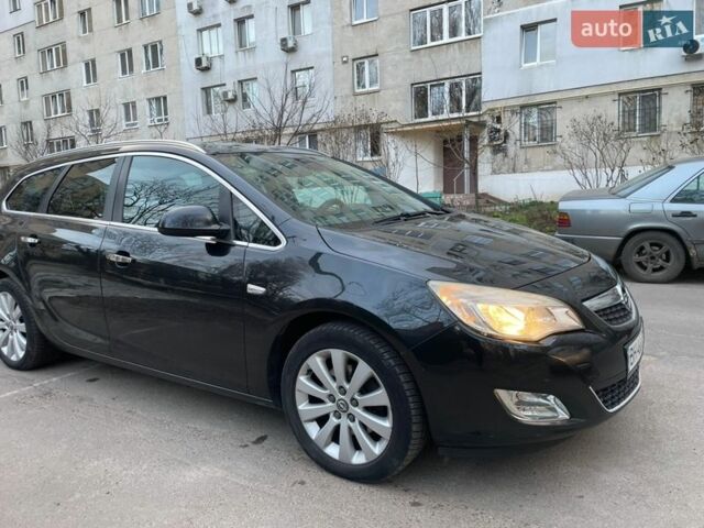 Черный Опель Астра, объемом двигателя 1.96 л и пробегом 264 тыс. км за 7900 $, фото 3 на Automoto.ua