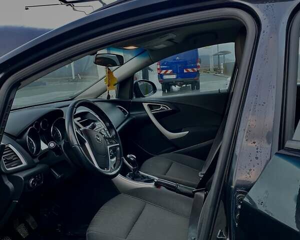 Черный Опель Астра, объемом двигателя 1.3 л и пробегом 205 тыс. км за 6800 $, фото 10 на Automoto.ua