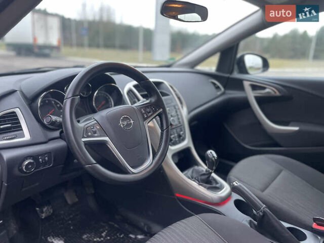 Черный Опель Астра, объемом двигателя 1.4 л и пробегом 210 тыс. км за 5900 $, фото 12 на Automoto.ua