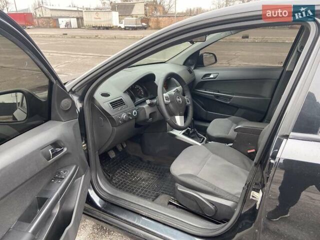 Чорний Опель Астра, об'ємом двигуна 1.6 л та пробігом 331 тис. км за 6450 $, фото 11 на Automoto.ua