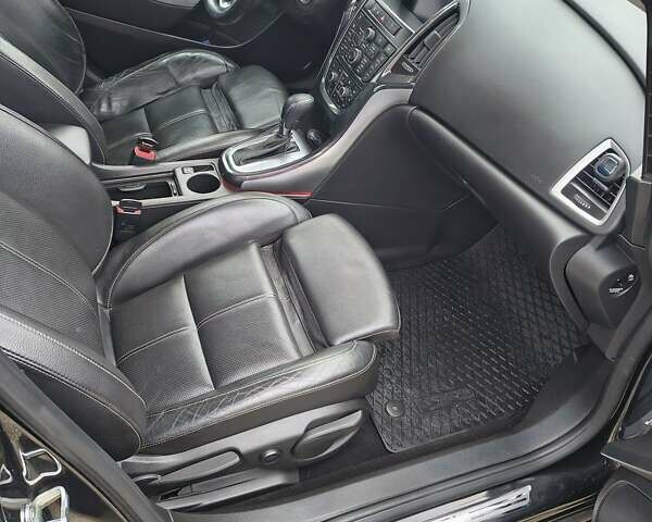 Черный Опель Астра, объемом двигателя 2 л и пробегом 175 тыс. км за 8300 $, фото 42 на Automoto.ua