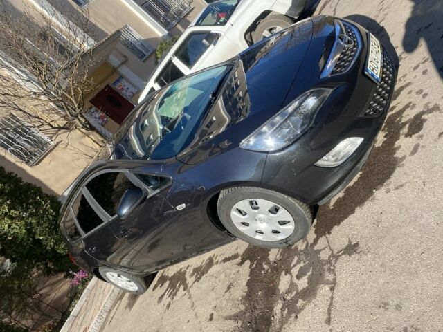 Черный Опель Астра, объемом двигателя 1.7 л и пробегом 260 тыс. км за 7500 $, фото 2 на Automoto.ua