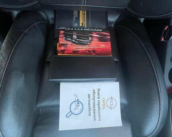 Черный Опель Астра, объемом двигателя 1.96 л и пробегом 210 тыс. км за 7800 $, фото 26 на Automoto.ua