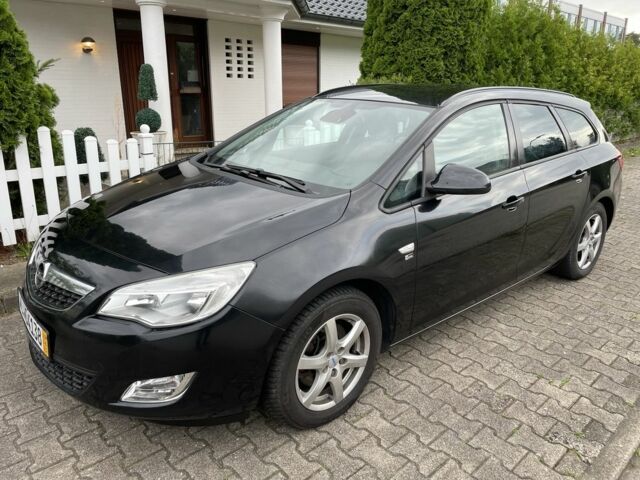 Чорний Опель Астра, об'ємом двигуна 1.7 л та пробігом 230 тис. км за 6700 $, фото 3 на Automoto.ua