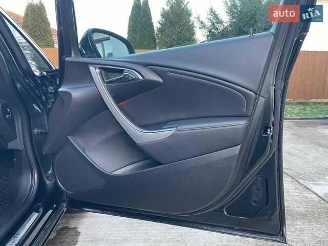 Черный Опель Астра, объемом двигателя 1.96 л и пробегом 210 тыс. км за 7800 $, фото 10 на Automoto.ua