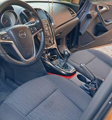 Черный Опель Астра, объемом двигателя 1.7 л и пробегом 267 тыс. км за 7199 $, фото 23 на Automoto.ua