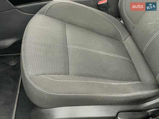 Черный Опель Астра, объемом двигателя 1.6 л и пробегом 125 тыс. км за 7450 $, фото 49 на Automoto.ua