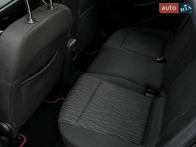 Черный Опель Астра, объемом двигателя 1.4 л и пробегом 190 тыс. км за 7400 $, фото 35 на Automoto.ua