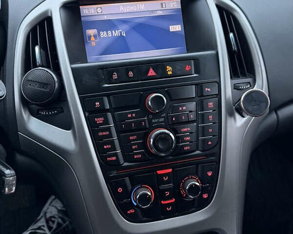 Чорний Опель Астра, об'ємом двигуна 1.4 л та пробігом 269 тис. км за 8400 $, фото 11 на Automoto.ua