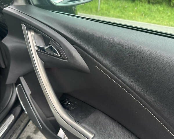 Черный Опель Астра, объемом двигателя 1.69 л и пробегом 260 тыс. км за 6800 $, фото 10 на Automoto.ua