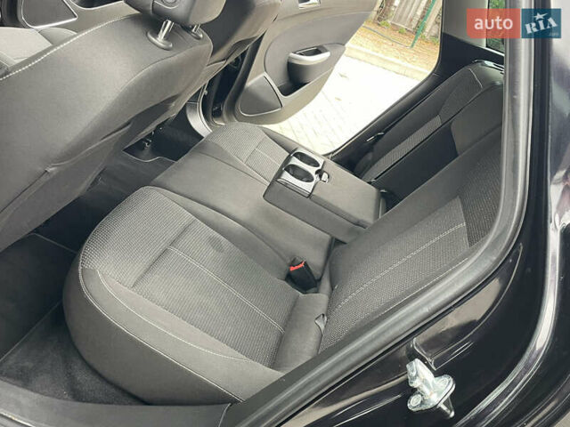 Черный Опель Астра, объемом двигателя 1.6 л и пробегом 125 тыс. км за 7450 $, фото 40 на Automoto.ua