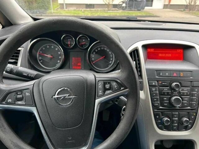 Черный Опель Астра, объемом двигателя 1.4 л и пробегом 195 тыс. км за 6300 $, фото 4 на Automoto.ua