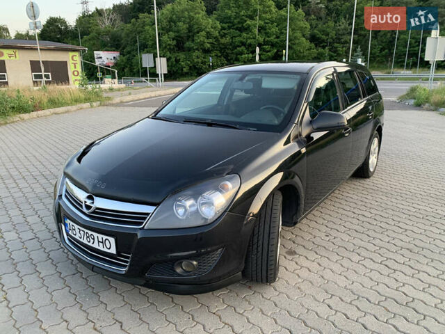 Черный Опель Астра, объемом двигателя 1.6 л и пробегом 230 тыс. км за 6000 $, фото 12 на Automoto.ua