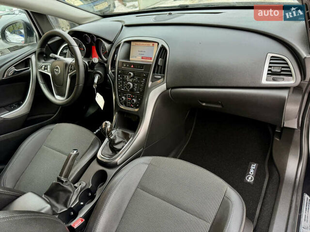 Чорний Опель Астра, об'ємом двигуна 1.7 л та пробігом 207 тис. км за 6999 $, фото 25 на Automoto.ua