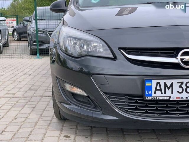 Черный Опель Астра, объемом двигателя 1.7 л и пробегом 234 тыс. км за 7855 $, фото 8 на Automoto.ua