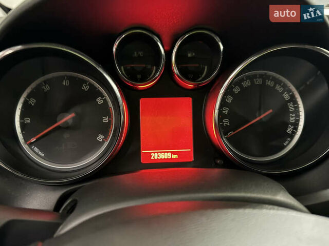 Черный Опель Астра, объемом двигателя 1.4 л и пробегом 203 тыс. км за 7250 $, фото 6 на Automoto.ua