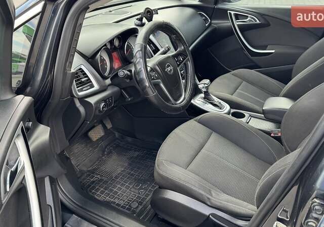 Черный Опель Астра, объемом двигателя 1.36 л и пробегом 250 тыс. км за 7500 $, фото 16 на Automoto.ua