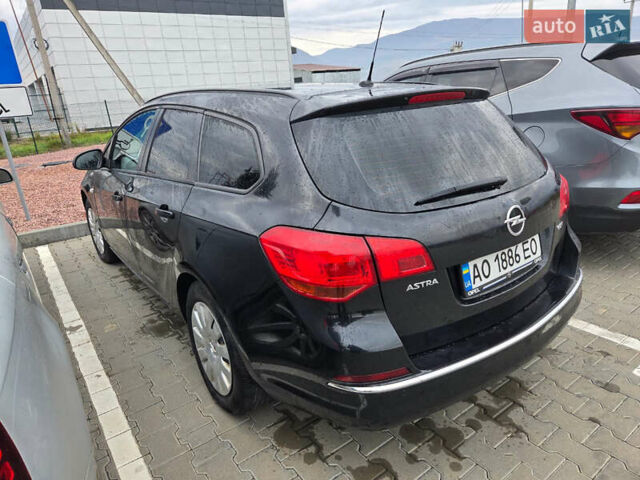 Черный Опель Астра, объемом двигателя 1.69 л и пробегом 281 тыс. км за 7000 $, фото 3 на Automoto.ua