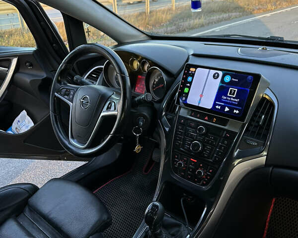 Чорний Опель Астра, об'ємом двигуна 1.69 л та пробігом 194 тис. км за 8000 $, фото 9 на Automoto.ua