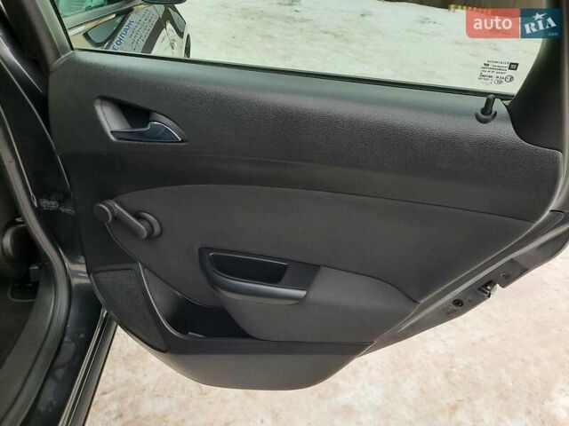 Чорний Опель Астра, об'ємом двигуна 1.7 л та пробігом 202 тис. км за 7700 $, фото 37 на Automoto.ua