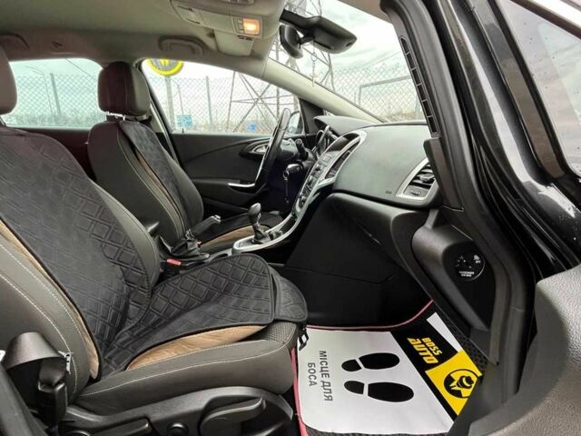 Черный Опель Астра, объемом двигателя 1.7 л и пробегом 285 тыс. км за 8700 $, фото 16 на Automoto.ua