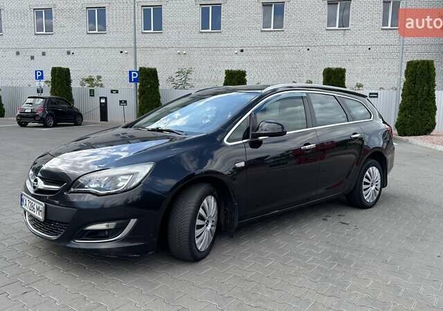 Черный Опель Астра, объемом двигателя 1.36 л и пробегом 250 тыс. км за 7500 $, фото 6 на Automoto.ua