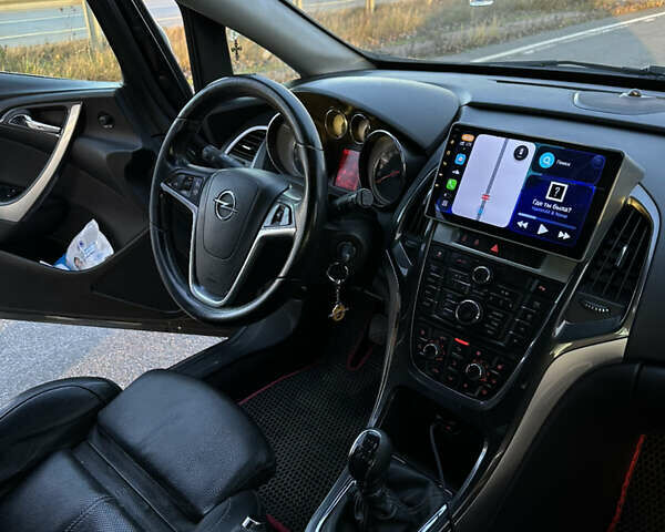 Опель Астра 2013 у Житомирі на Automoto.ua Чорний Опель Астра, об'ємом двигуна 1.7 л та пробігом 193 тис. км за 7800 $, фото 22 на Automoto.ua