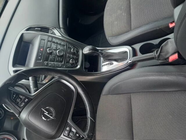 Черный Опель Астра, объемом двигателя 1.4 л и пробегом 170 тыс. км за 7900 $, фото 3 на Automoto.ua