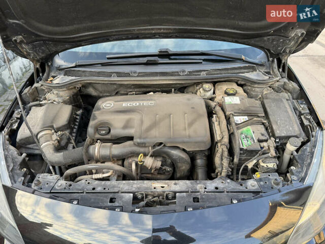 Черный Опель Астра, объемом двигателя 1.7 л и пробегом 258 тыс. км за 6999 $, фото 89 на Automoto.ua