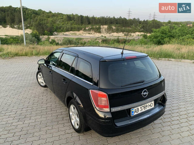 Черный Опель Астра, объемом двигателя 1.6 л и пробегом 230 тыс. км за 6000 $, фото 15 на Automoto.ua